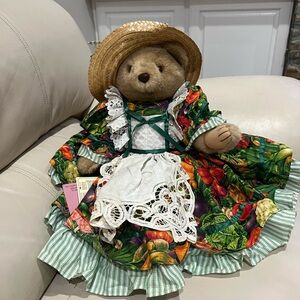 Bearly People Bear with Straw Hat